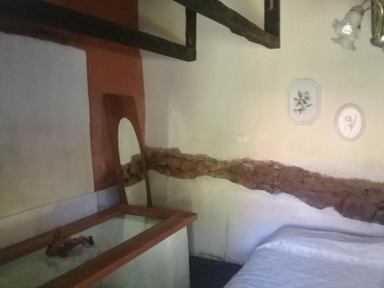 ויצ'וקן Hostal Del Ingles מראה חיצוני תמונה